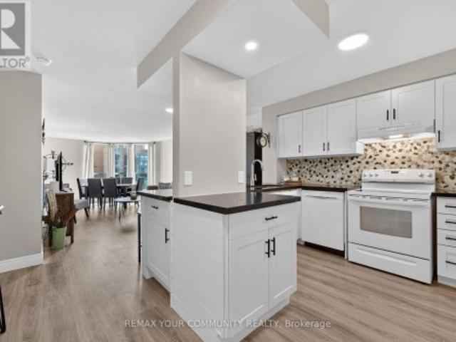 Condo for sale in Downtown Barrie, Barrie