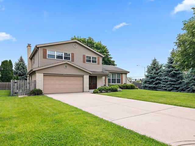 House for sale in Arlington Heights, Illinois