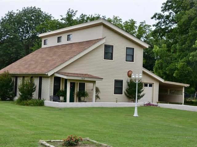 House for sale in Henryetta, Oklahoma
