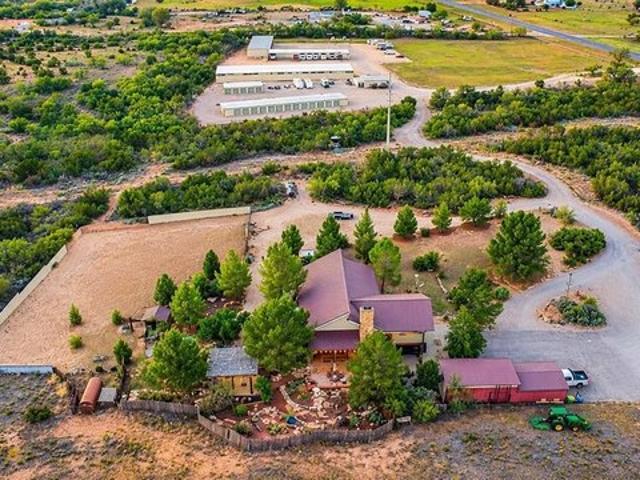 House for sale in Howard, Texas