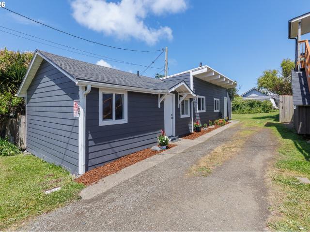 House for sale in Oregonia