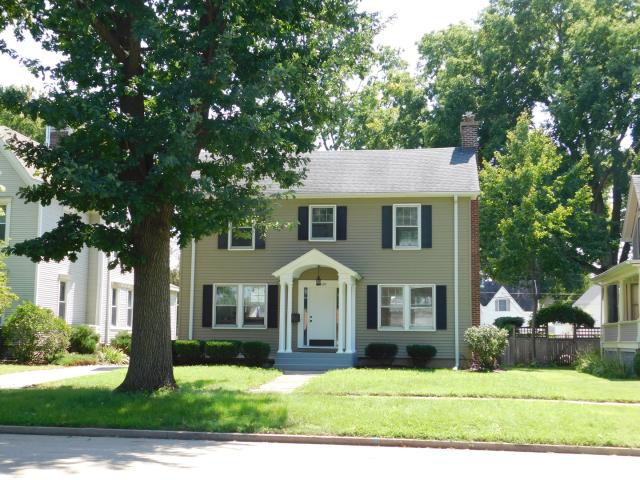 House for sale in Ottawa, Illinois