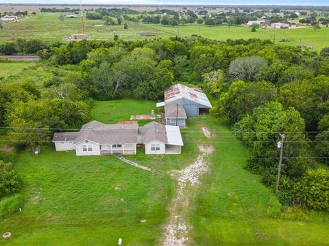 House for sale in Edna, Texas