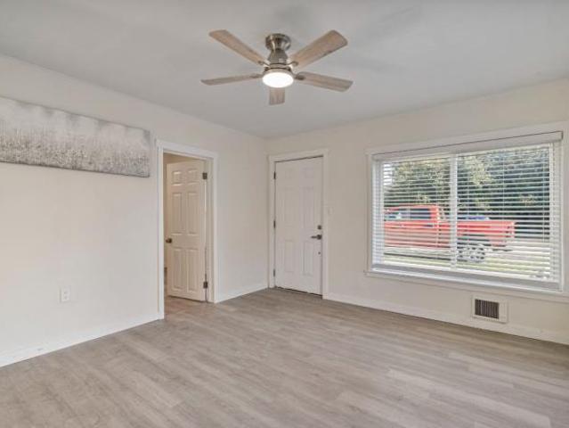 House for sale in Centralia, Washington