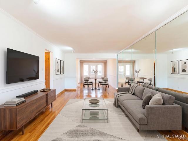Townhouse for sale in Queens, Arverne