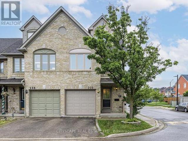 Townhouse for rent in Mississauga, Ontario