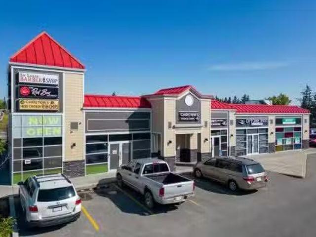 House for rent in Rundle, Calgary
