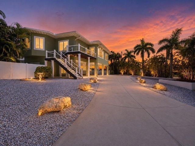 House for sale in Holmes Beach, Florida