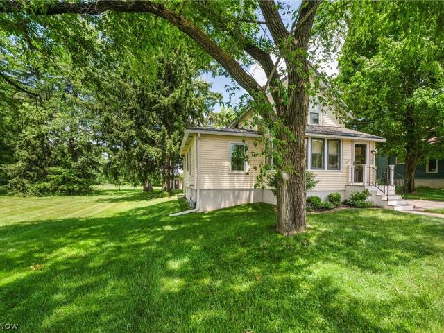 House for sale in Chardon, Ohio