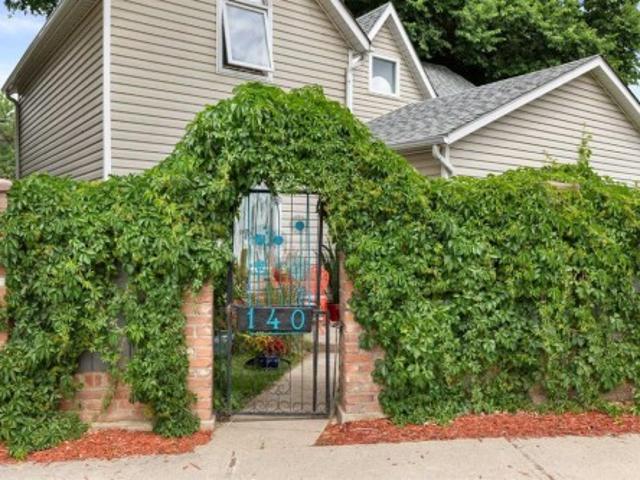 House for sale in Medicine Hat