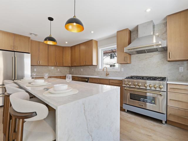 Townhouse for sale in Hudson, New Jersey