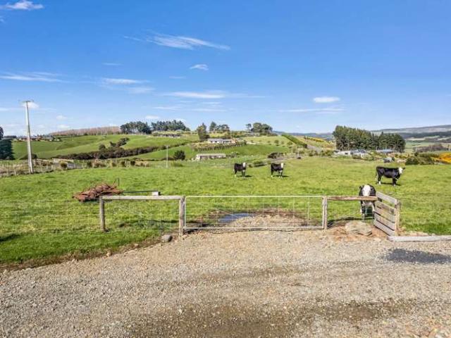 House for sale in Otakou