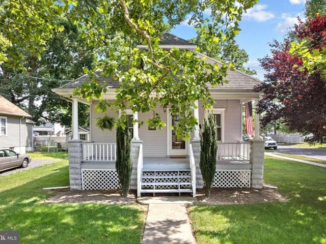 House for sale in Barrington, New Jersey