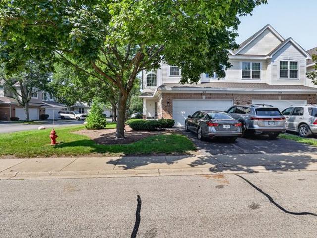 Townhouse for sale in Itasca, Illinois
