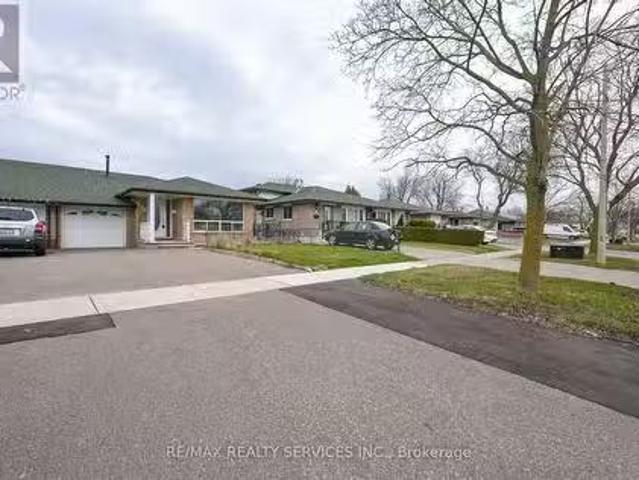 House for sale in Georgina, Ontario