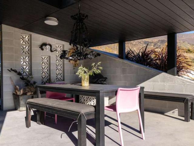 House for sale in Otakou