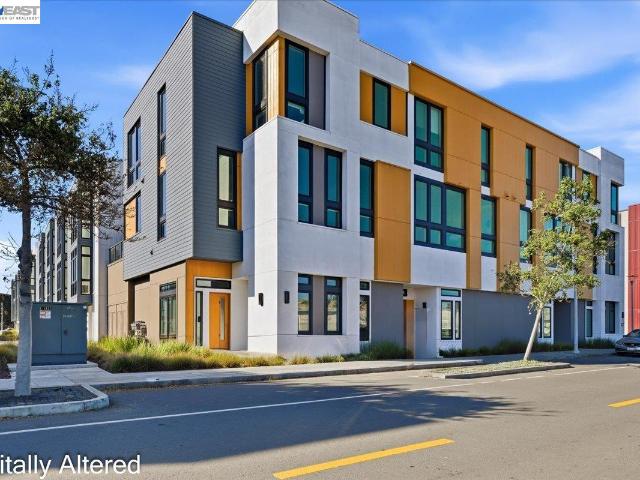Condo for sale in Alameda, California
