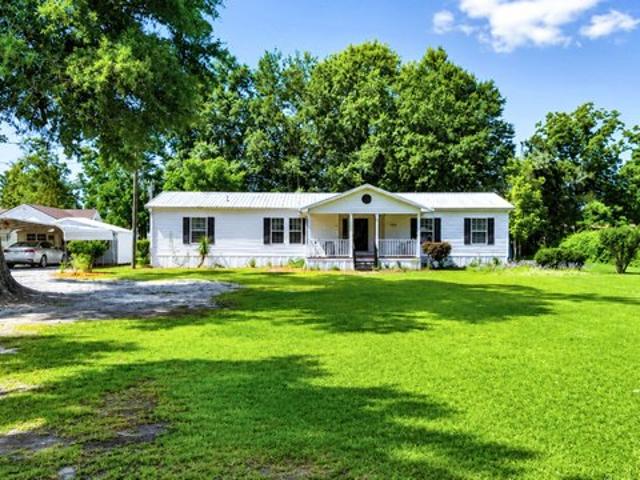 House for sale in Surrency, Appling County