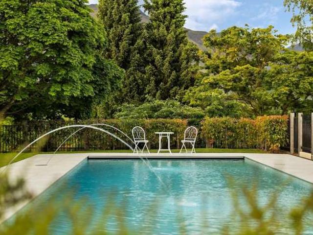 House for sale in Otakou