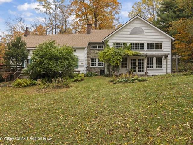 House for sale in Staatsburg, Town of Hyde Park