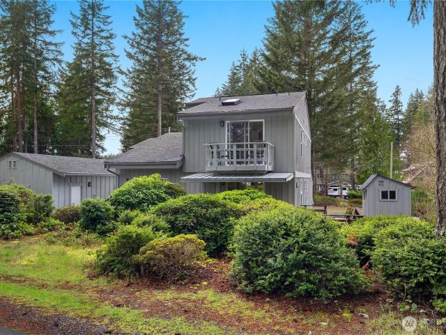 House for sale in Shelton, Washington