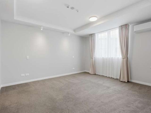 Apartment for sale in Ōrewa, Hibiscus and Bays