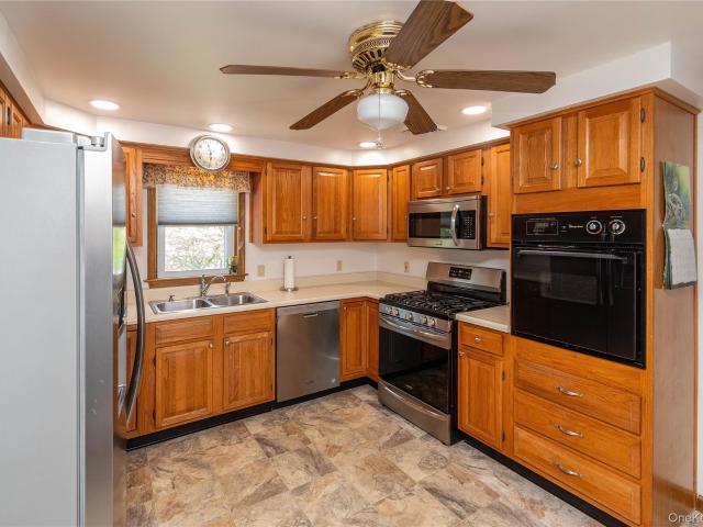 House for sale in Bloomington, New York