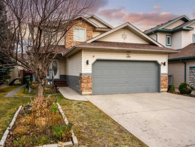 House for sale in Airdrie, Alberta