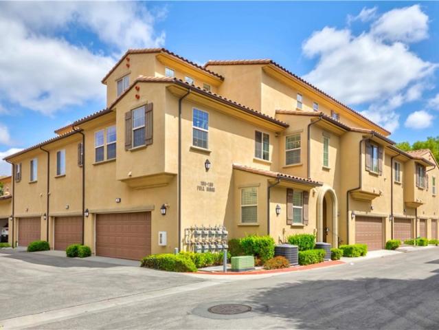 Condo for sale in Irvine
