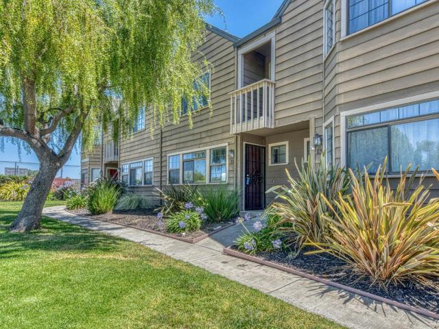 Townhouse for sale in Hollister, California