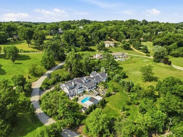 House for sale in Pittsburg, Pennsylvania