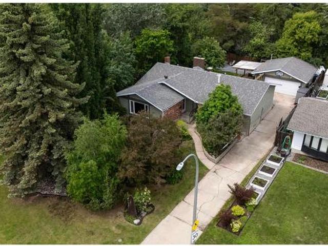 House for sale in Sherwood Park, Alberta