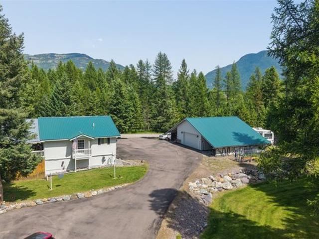 House for sale in Columbia Falls, Montana
