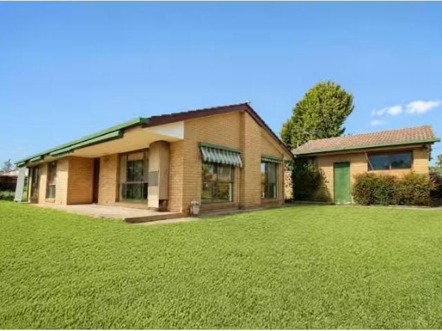 House for rent in Howlong, Federation Council