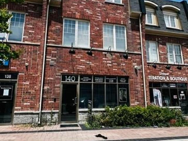 Townhouse for sale in Woburn, Ontario