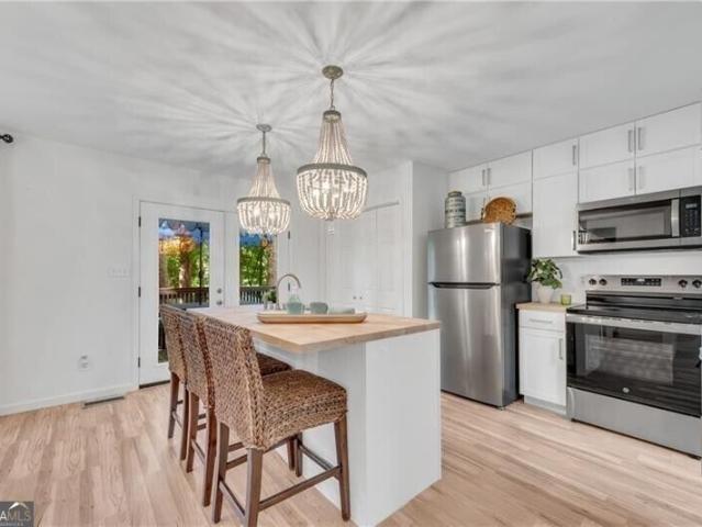 House for sale in Davis Estates, Athens