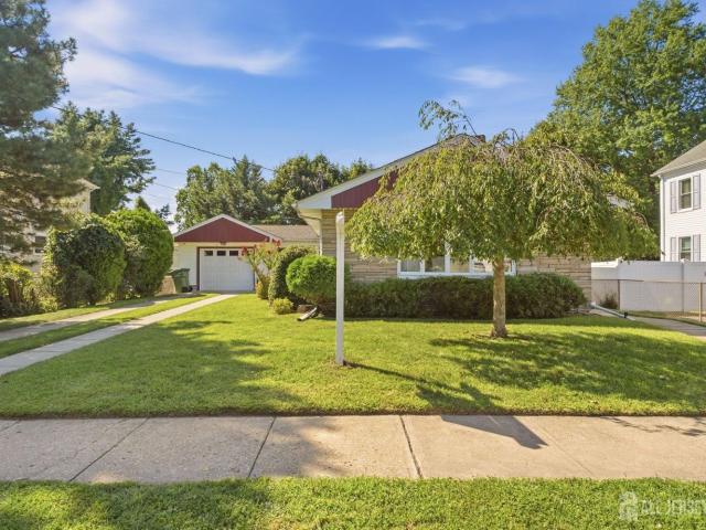 House for sale in Edison, New Jersey