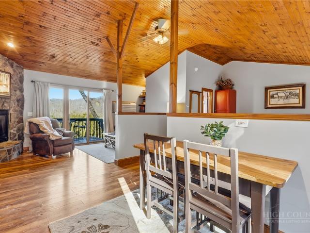 Townhouse for sale in Watauga, North Carolina