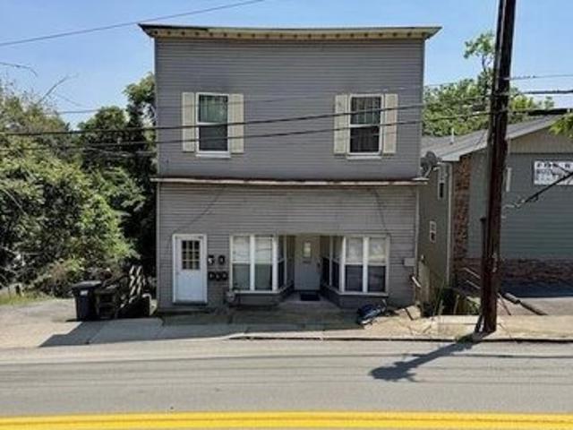 House for sale in Fairmont, West Virginia