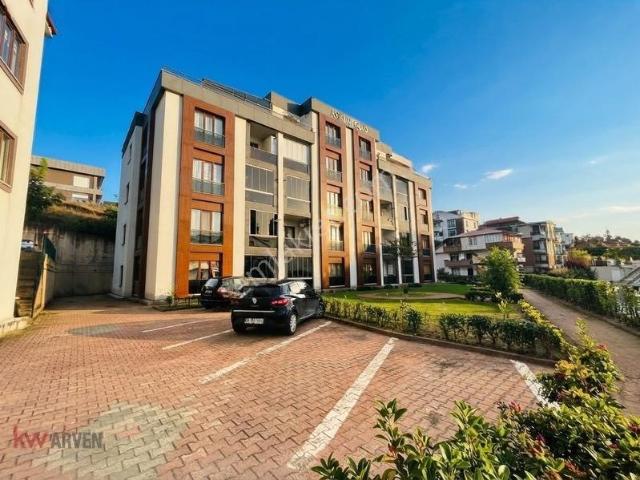 Yeşilyurt Mahallesi, Başiskele içerisinde kiralık mülk