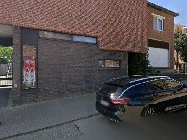 Bureau vente à Looz, Limburg