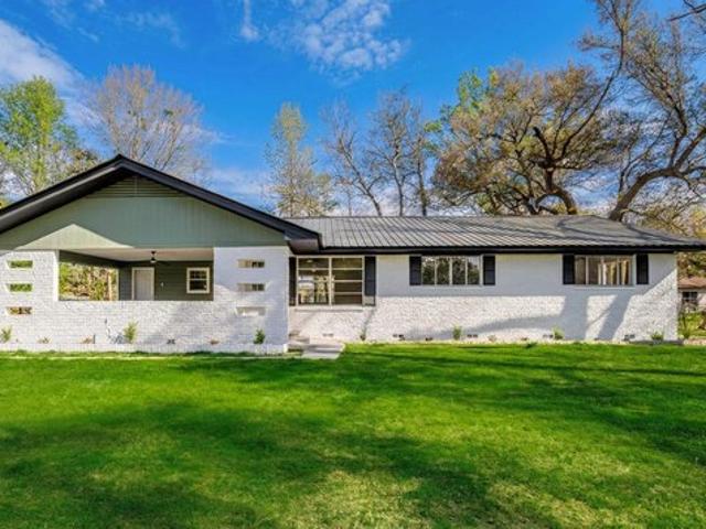 House for sale in Harrison, Texas