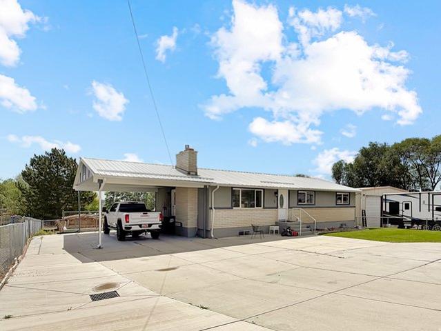 House for sale in Orangeville, Utah