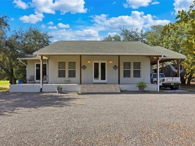 House for sale in Clewiston, Florida