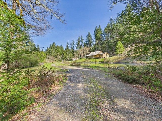 House for sale in Zenia, California