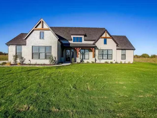 House for sale in Carrollton