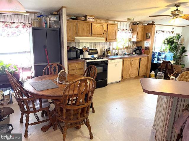 House for sale in Lothian, Maryland