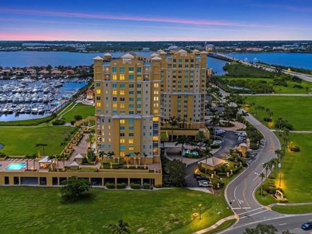 Condo for sale in Palmetto, Manatee County