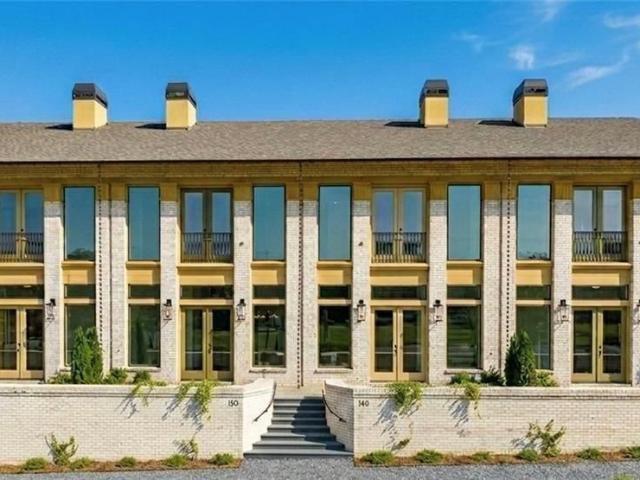 Townhouse for sale in Fayetteville, Georgia