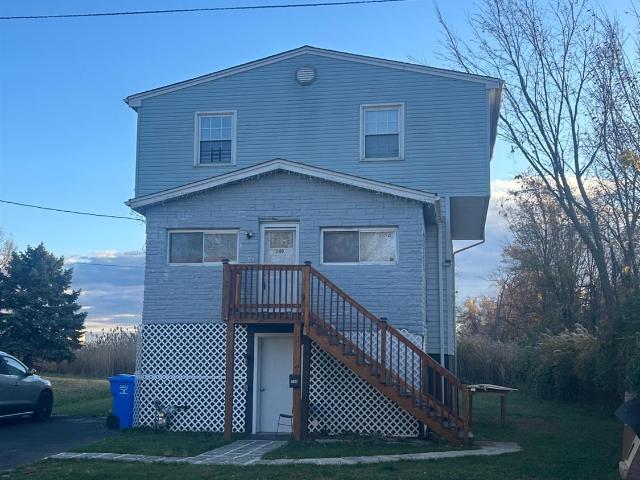 House for sale in Avenel, New Jersey